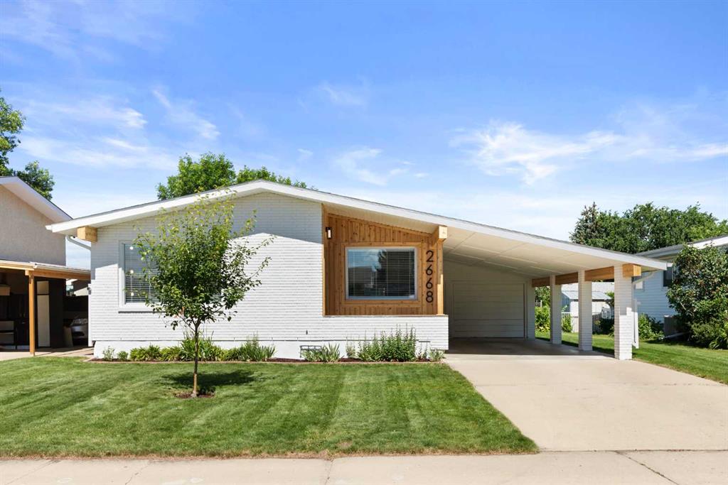 Second View of 2668 Thompson Crescent SE, Crestwood-Norwood, Medicine Hat, Alberta, T1B1C4