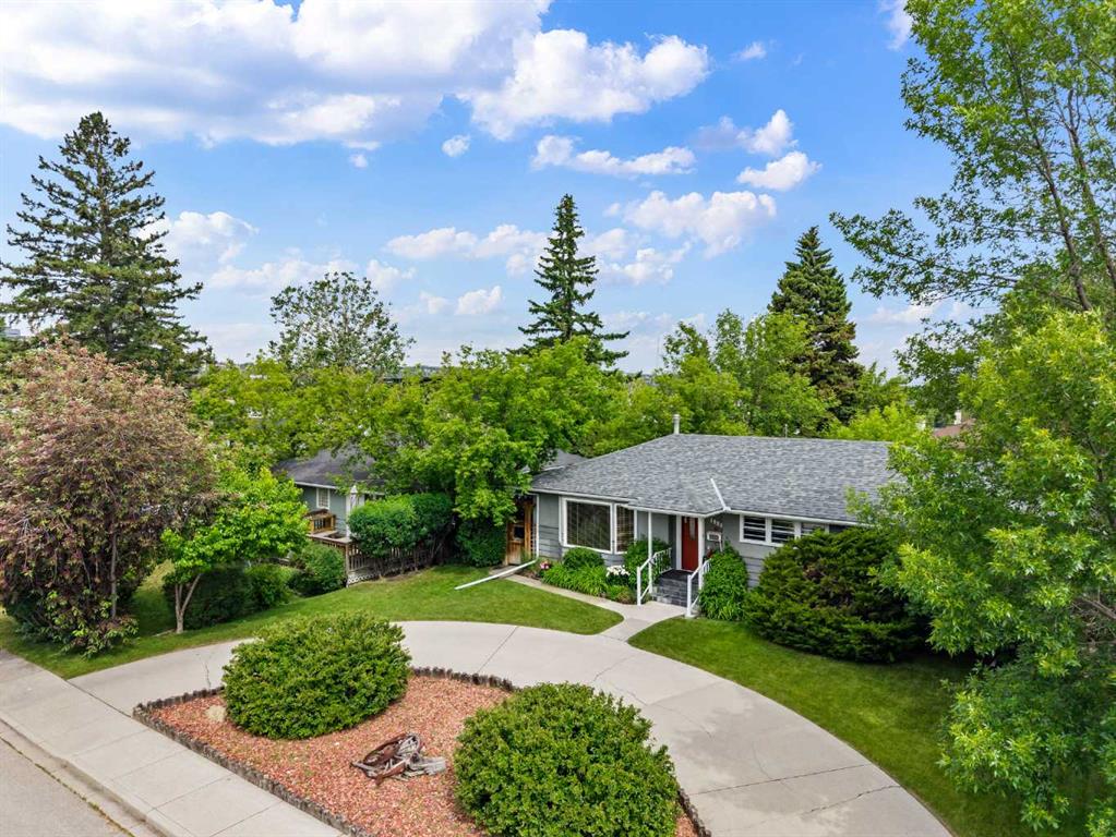 Third View of 1908 Green Ridge Road SW, Glendale, Calgary, Alberta, T3E 4B1