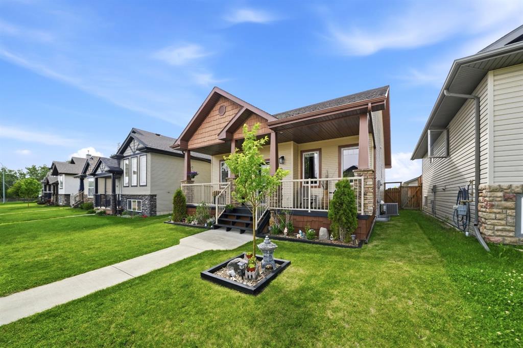 Third View of 48 Vickers Close , Vanier Woods, Red Deer, Alberta, T4R 0E6