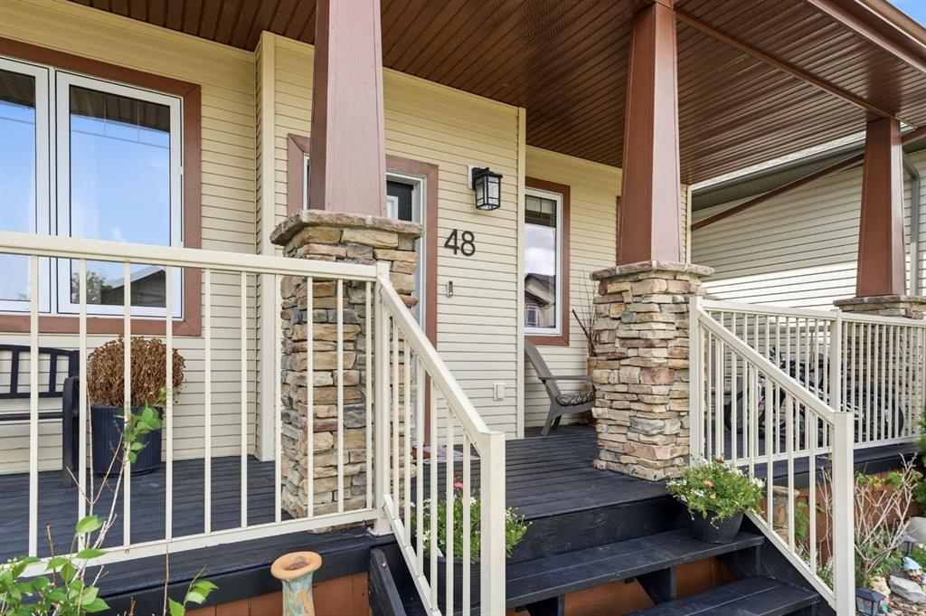 Fourth View of 48 Vickers Close , Vanier Woods, Red Deer, Alberta, T4R 0E6