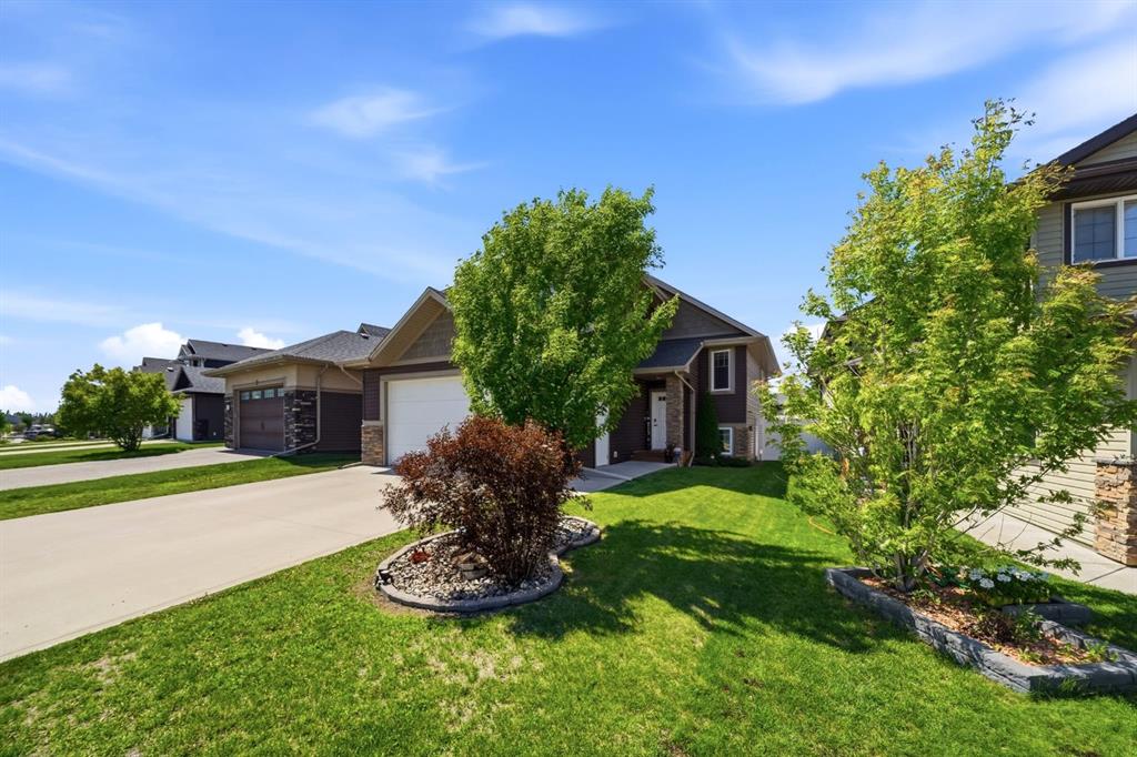Third View of 262 Viscount Drive , Vanier East, Red Deer, Alberta, T4R 0M7