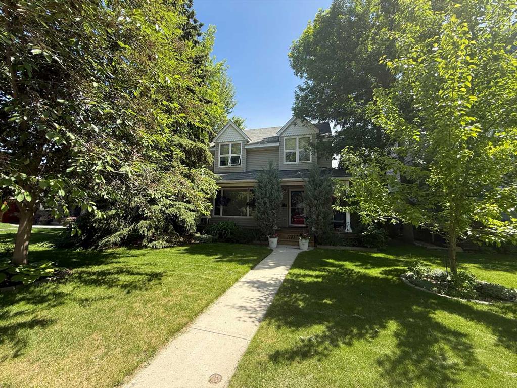 Third View of 1141 Regent Crescent NE, Renfrew, Calgary, Alberta, T2E5J6