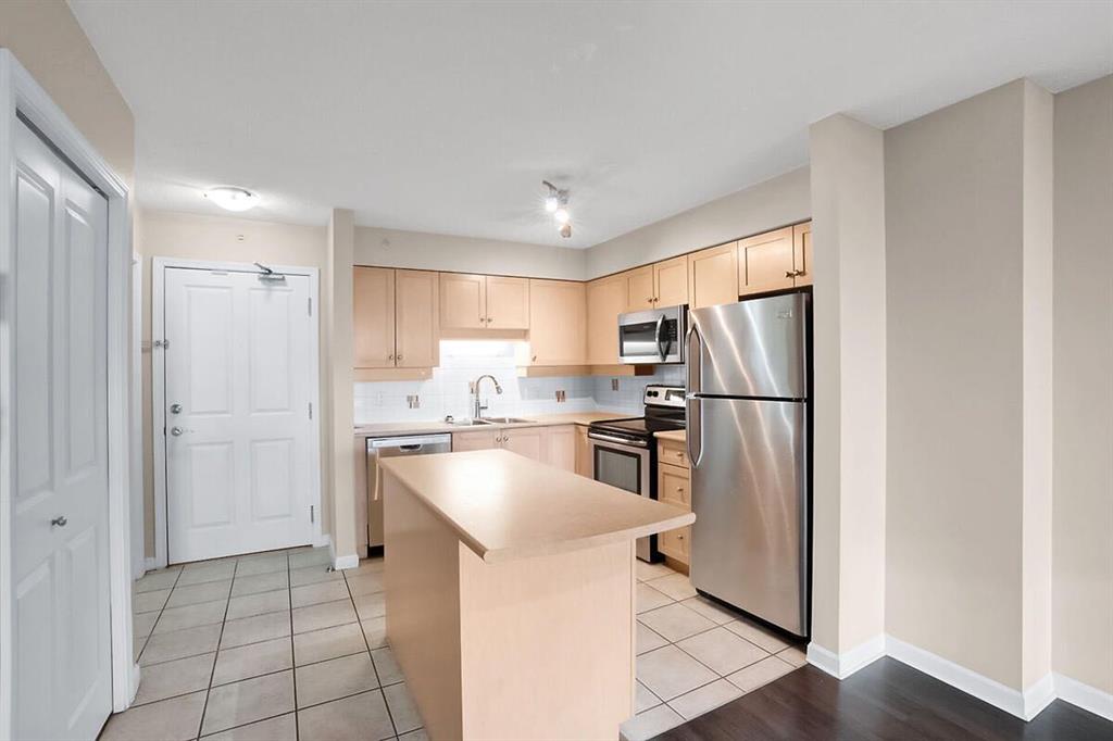 Fifth View of 306, 650 10 Street SW, Downtown West End, Calgary, Alberta, T2P 5G4