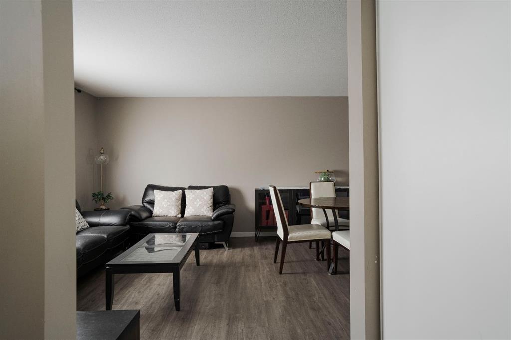 Fifth View of 19, 711 Beacon Hill Drive , Beacon Hill, Fort McMurray, Alberta, T9H 3R5