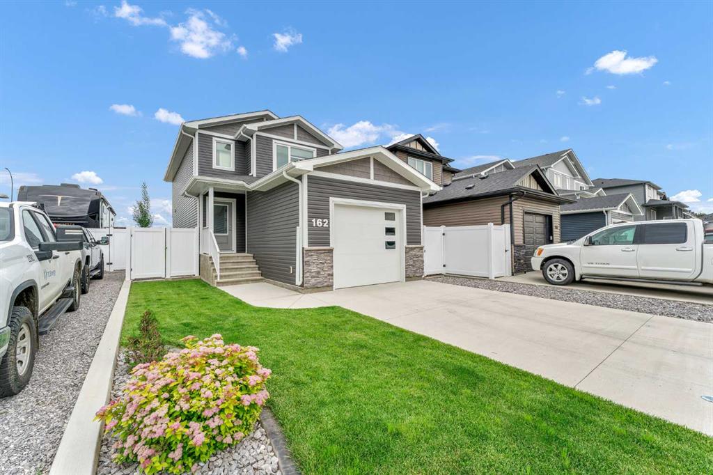 MLS® listing #113473353 for sale located at 162 Somerset Way SE