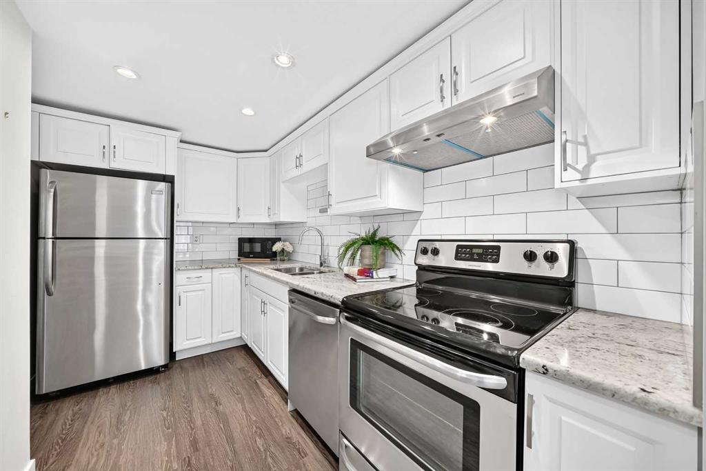 Third View of 804, 1323 15 Avenue SW, Beltline, Calgary, Alberta, T3C 0X8