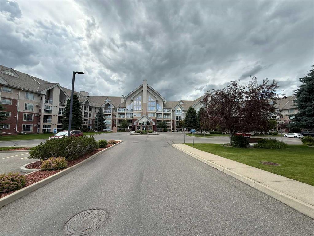 104, 100 2 Avenue S, A2325006, Alberta,