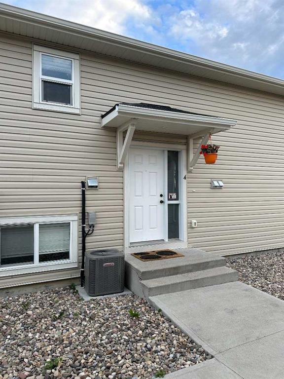 32 Cougar Cove N, A2325027, Alberta,