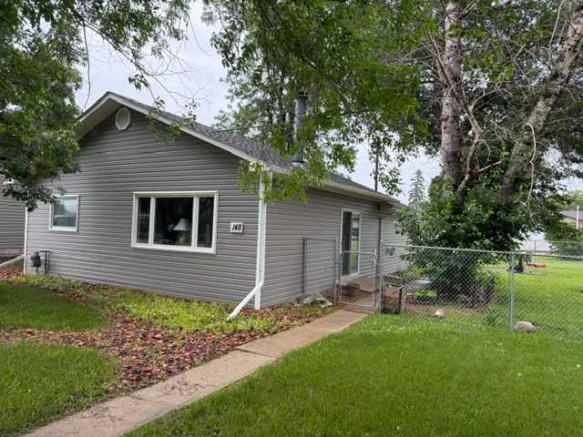 148 4 Street , A2325054, Alberta,