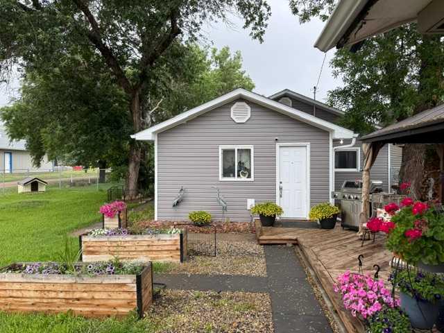 Third View of 148 4 Street , Nacmine, Drumheller, Alberta, T0J 0Y0