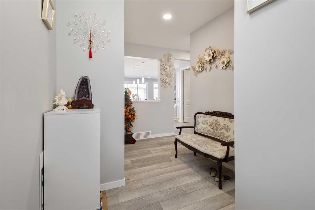 Fourth View of 35 Lucas Passage NW, Livingston, Calgary, Alberta, T3P 2E3