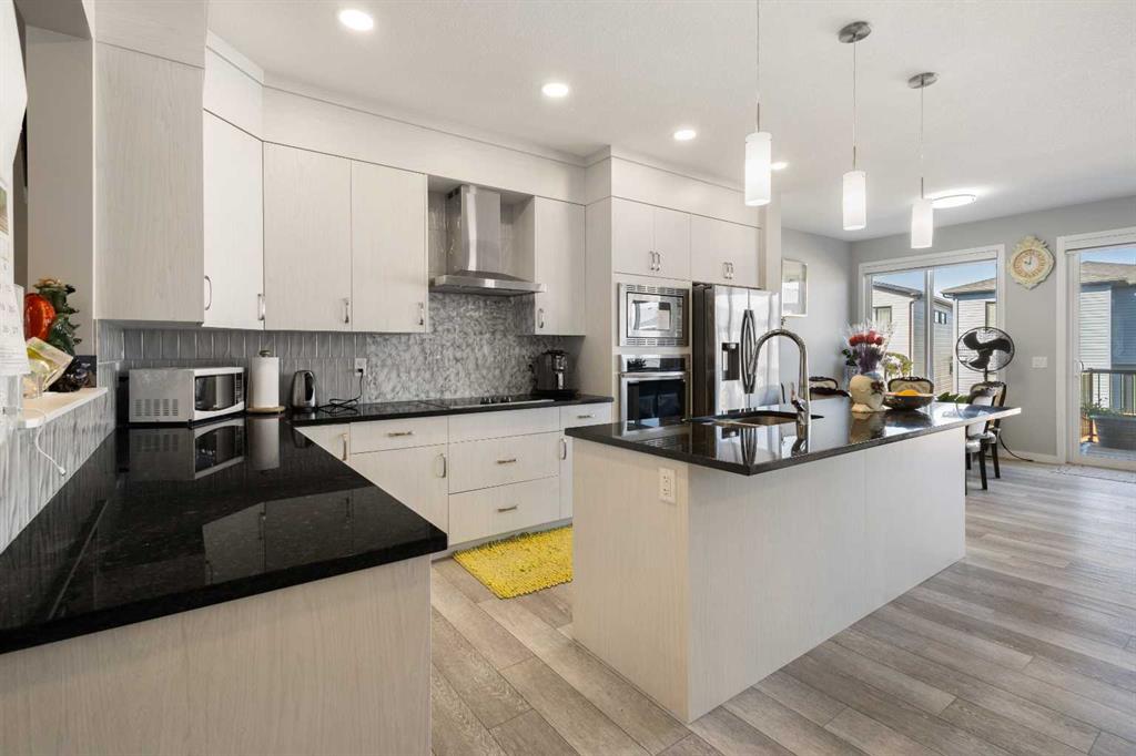Fifth View of 35 Lucas Passage NW, Livingston, Calgary, Alberta, T3P 2E3