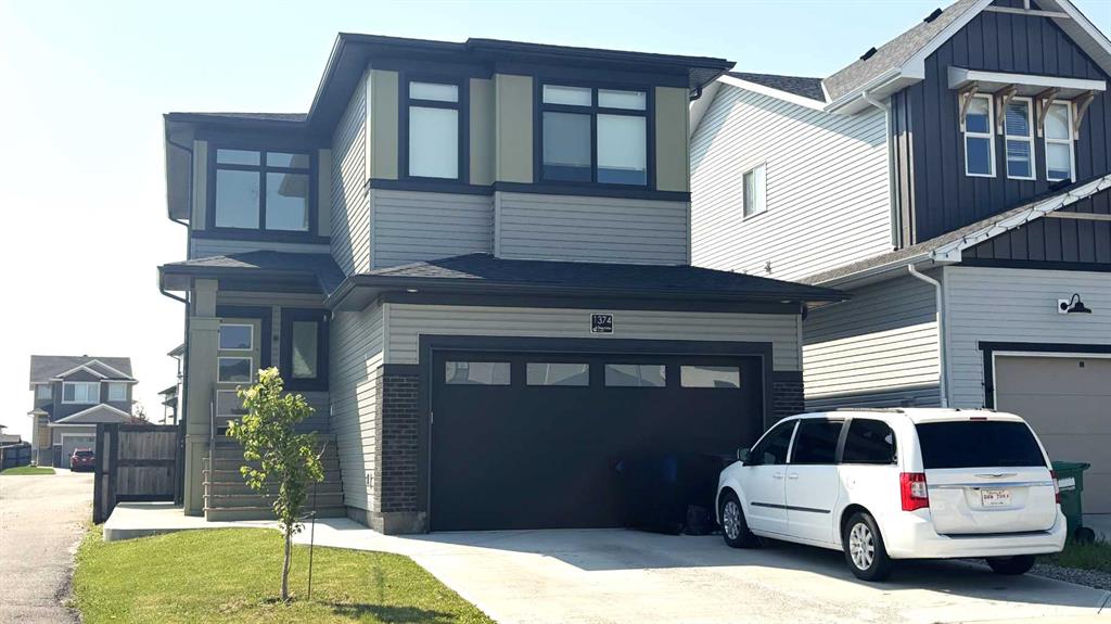1374 Pacific Circle W, A2325131, Alberta,
