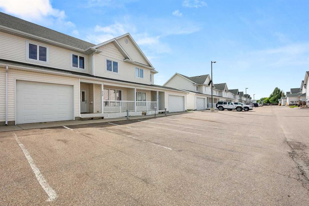 Fourth View of 315, 4321 32 Street , Aurora, Lloydminster, Saskatchewan, S9V 2G8