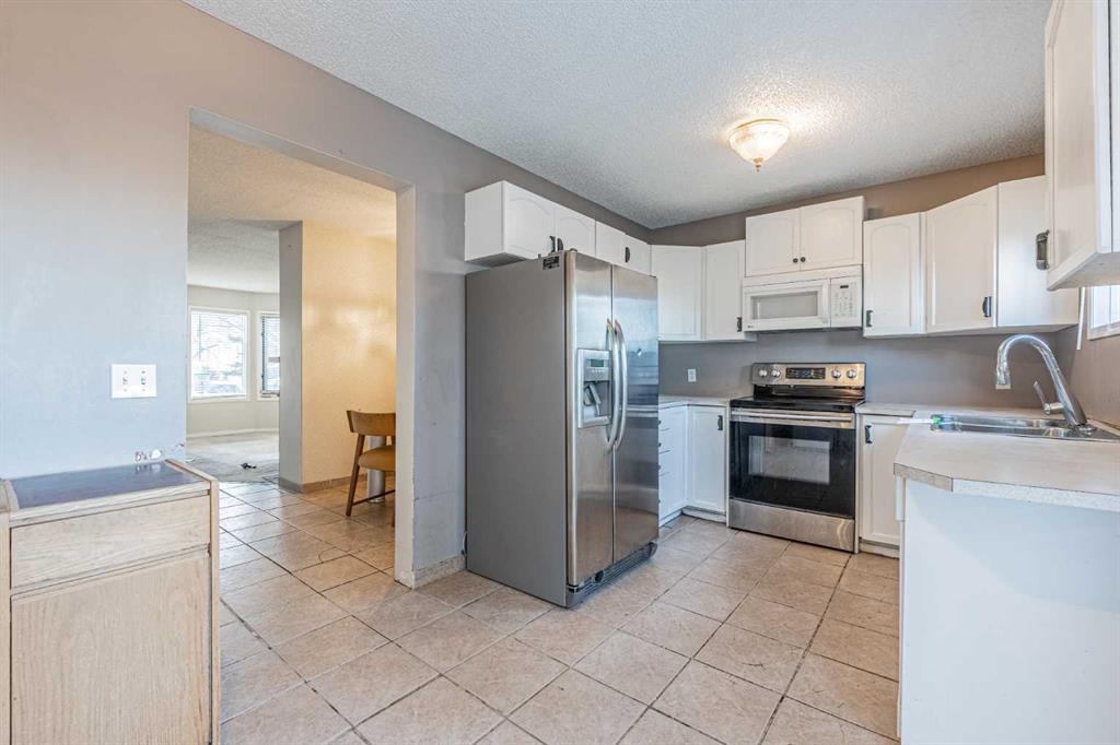 Fifth View of 68 Abbeydale Villas NE, Abbeydale, Calgary, Alberta, T2A 7P6