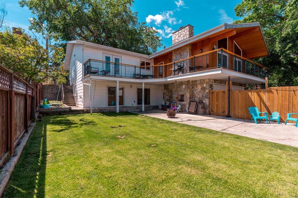 645 21 Street , A2325269, Alberta,