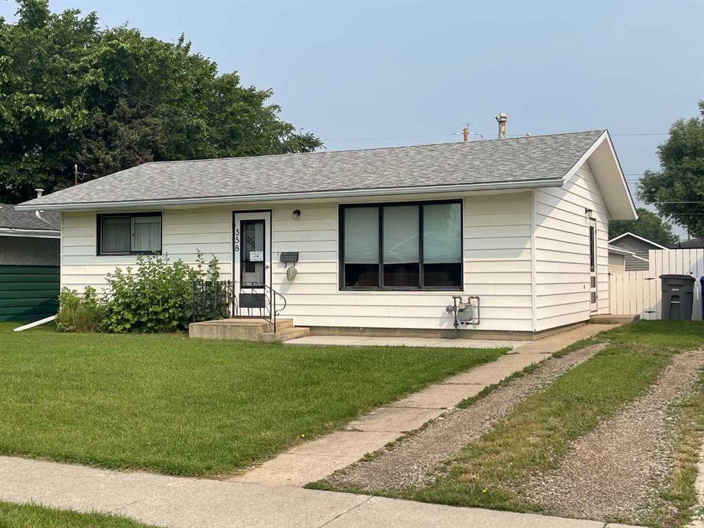 358 48 Avenue W, A2325273, Alberta,