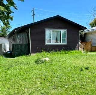Third View of 4421 40A Avenue , Grandview, Red Deer, Alberta, T4N 2X3