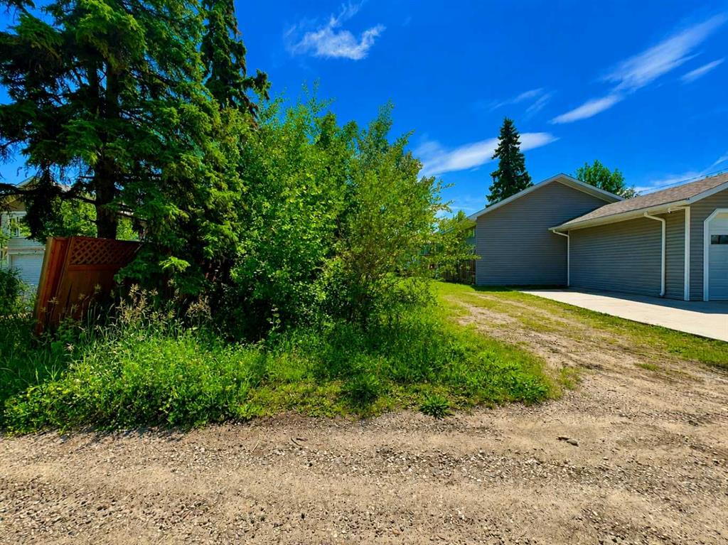 Fifth View of 9810 108 Avenue , VLA Montrose, Grande Prairie, Alberta, T8V 1N6