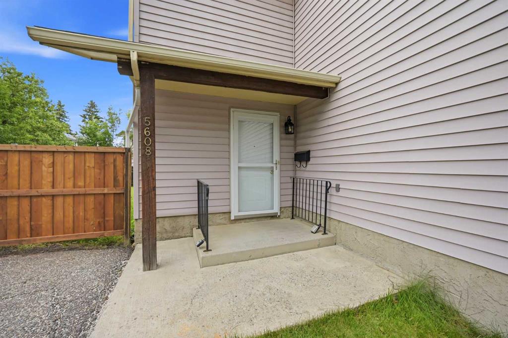Fifth View of 5608 Rundlehorn Drive NE, Pineridge, Calgary, Alberta, T1Y3J2