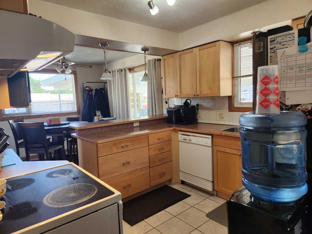 Fifth View of 303 2 Avenue , NONE, Vauxhall, Alberta, T0K 2K0