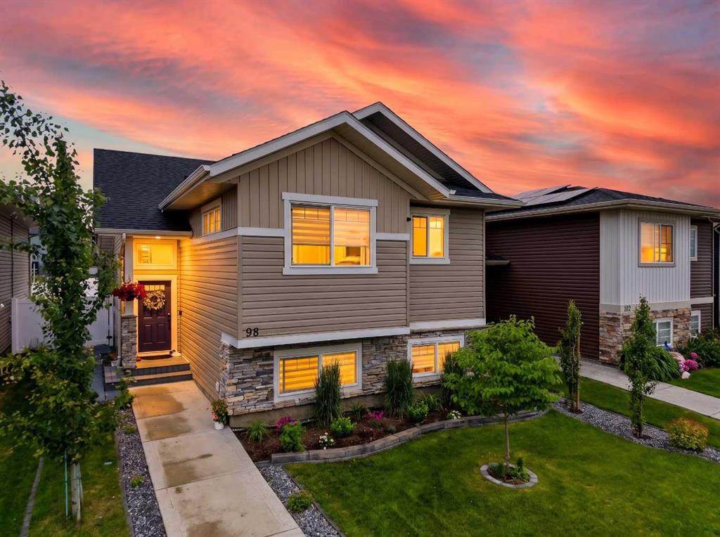 Fourth View of 98 Livingston Close , Laredo, Red Deer, Alberta, T4R 0S8