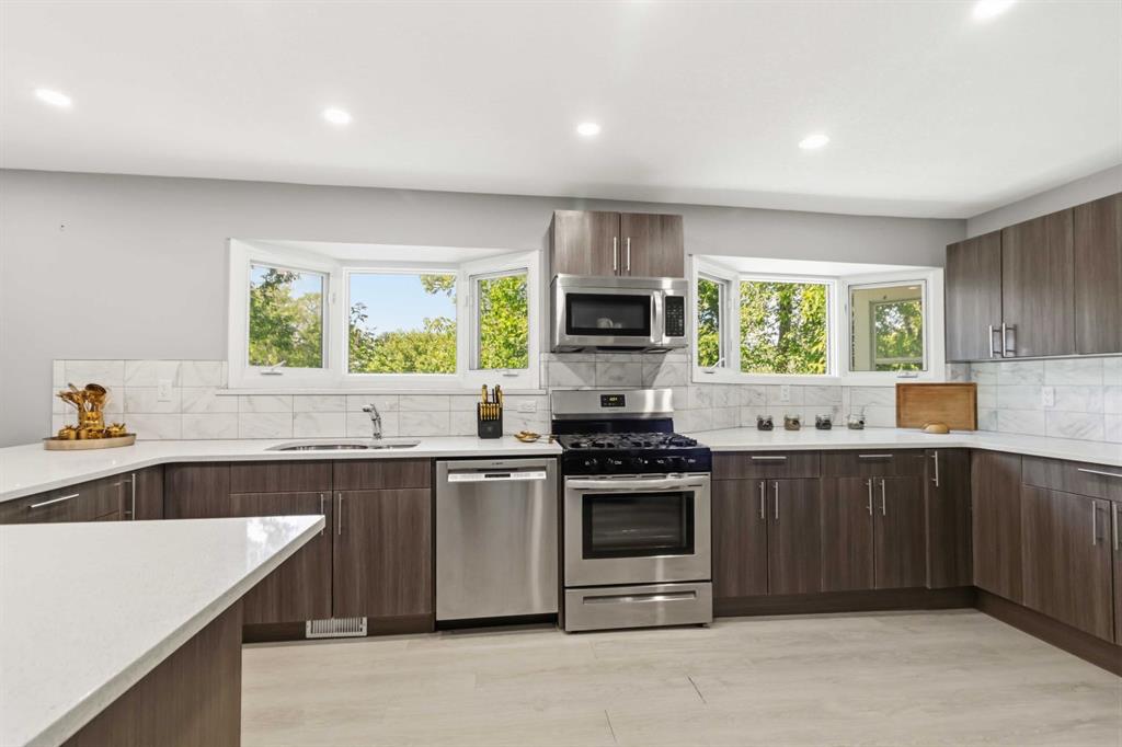 98 Hill Drive , A2325413, Alberta,