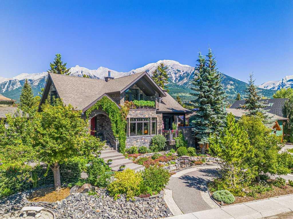 930 9 Street S, A2325433, Alberta,