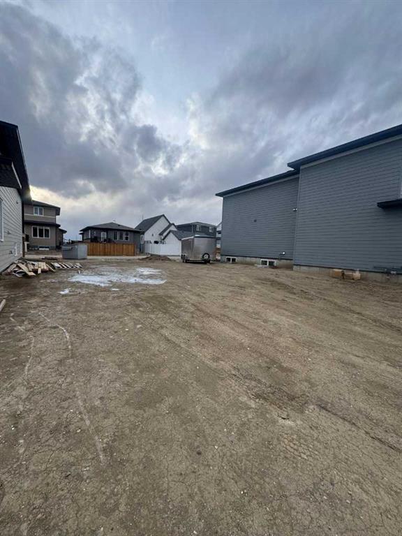 Fourth View of 660 Devonia Road W, The Crossings, Lethbridge, Alberta, T1J5W3
