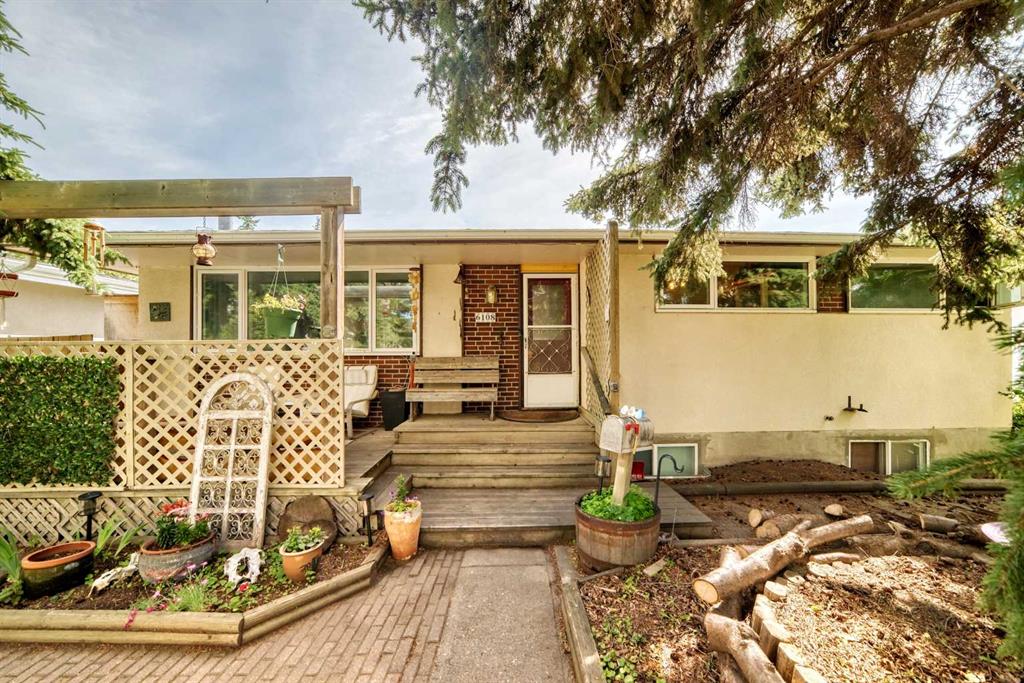 Second View of 6108 Lloyd Crescent SW, Lakeview, Calgary, Alberta, T3E 5V7