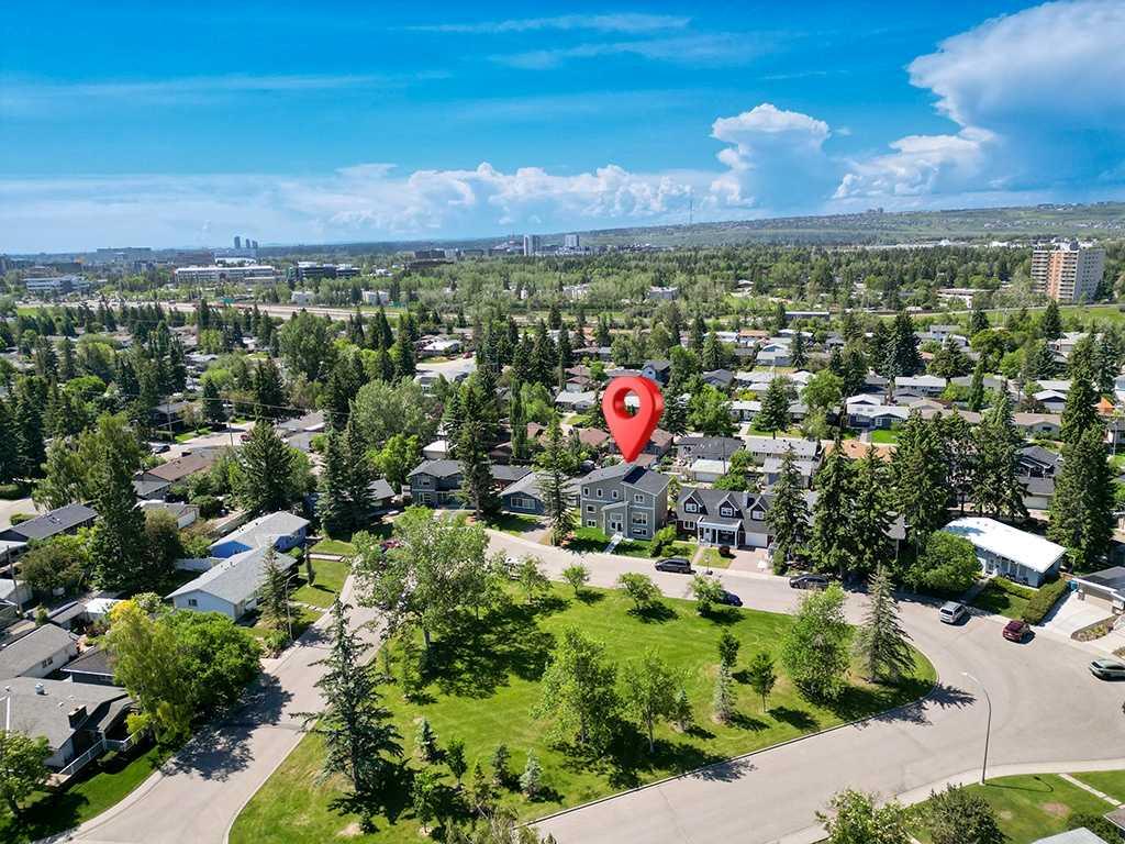 Third View of 3520 Bulyea Crescent NW, Brentwood, Calgary, Alberta, T2L 1N7