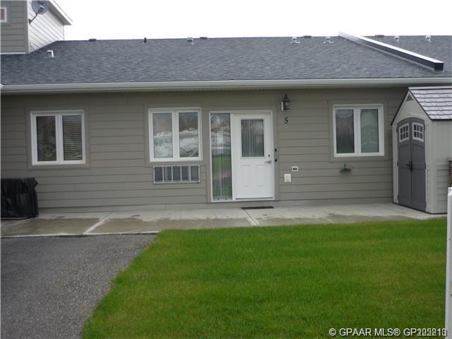 Third View of 5, 4304 51 Street , NONE, Spirit River, Alberta, T0H 3G0