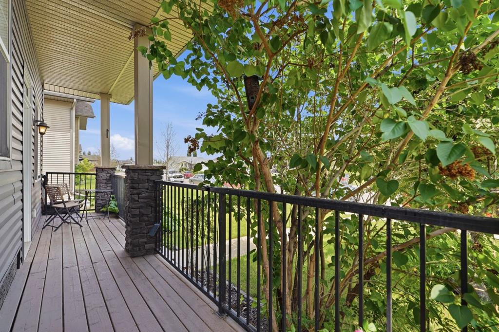 Fourth View of 104 Oak Drive , Oriole Park West, Red Deer, Alberta, T4P 0C8