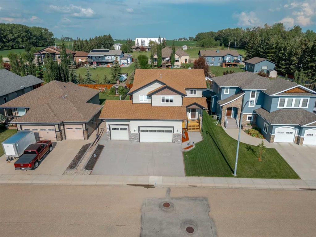 9 Vantage Crescent , A2325554, Alberta,