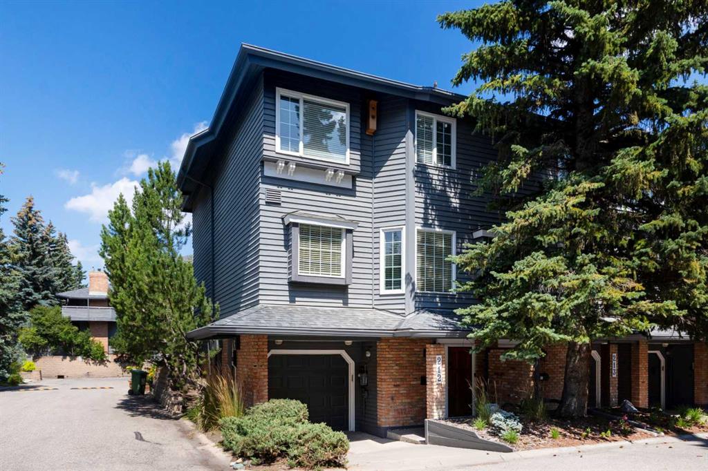 Third View of 212, 4037 42 Street NW, Varsity, Calgary, Alberta, T3A 2M9