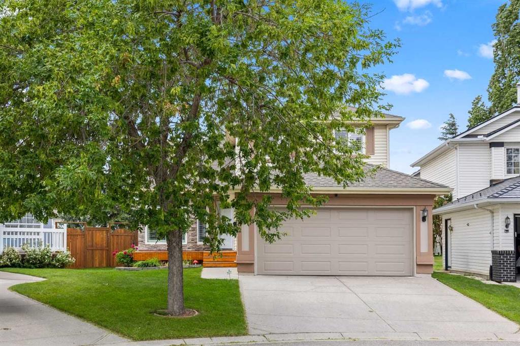 152 Douglas Glen Mews SE, A2325722, Alberta,