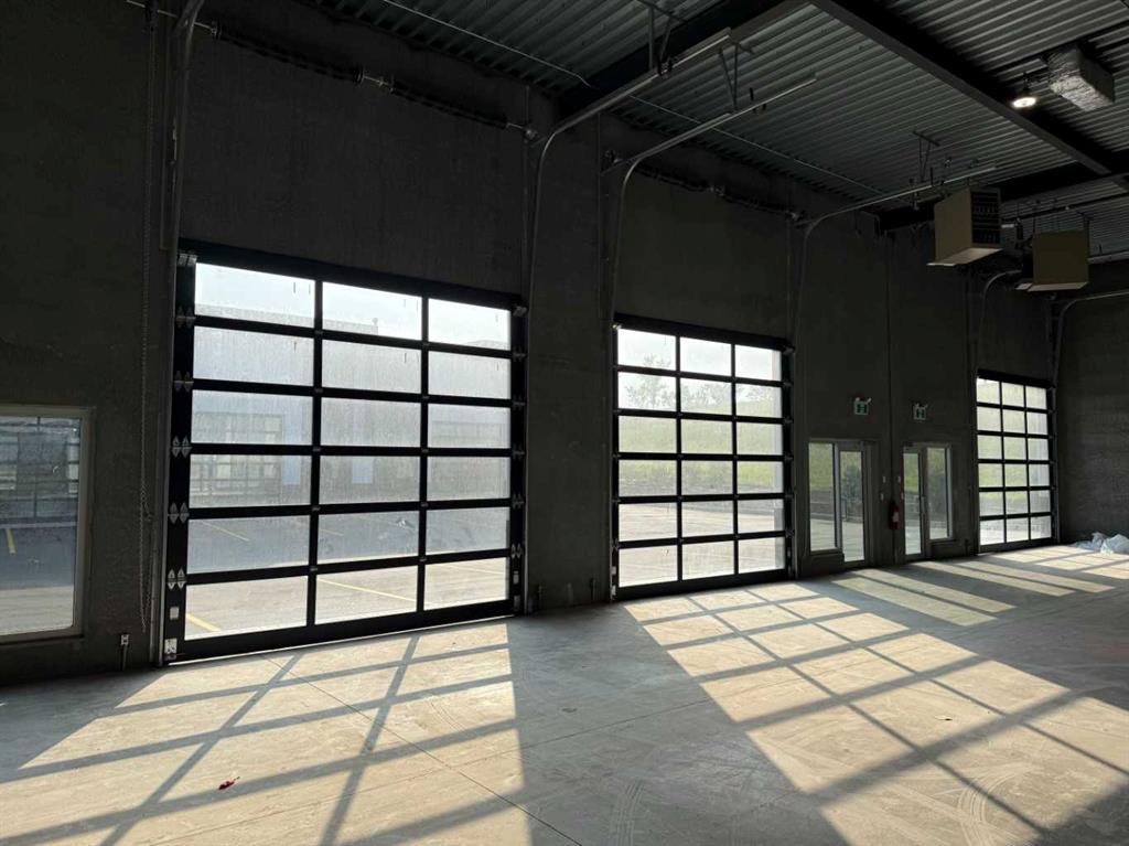 Fifth View of 9 Southbank Crescent , Southbank Business Park, Okotoks, Alberta, T1S 5S8
