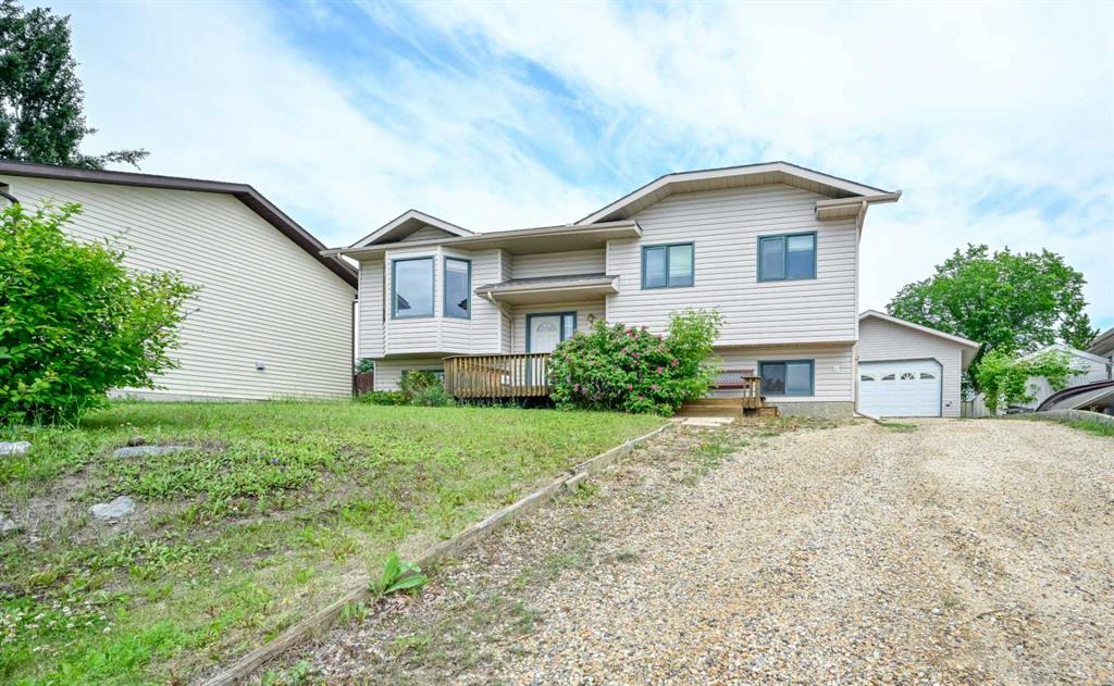 902 Birch Street , A2325826, Alberta,
