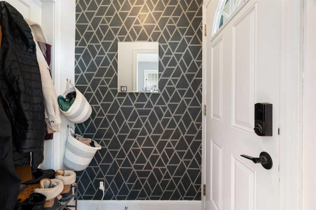 Fifth View of 2115 14 Street SW, Bankview, Calgary, Alberta, T2T 3T2