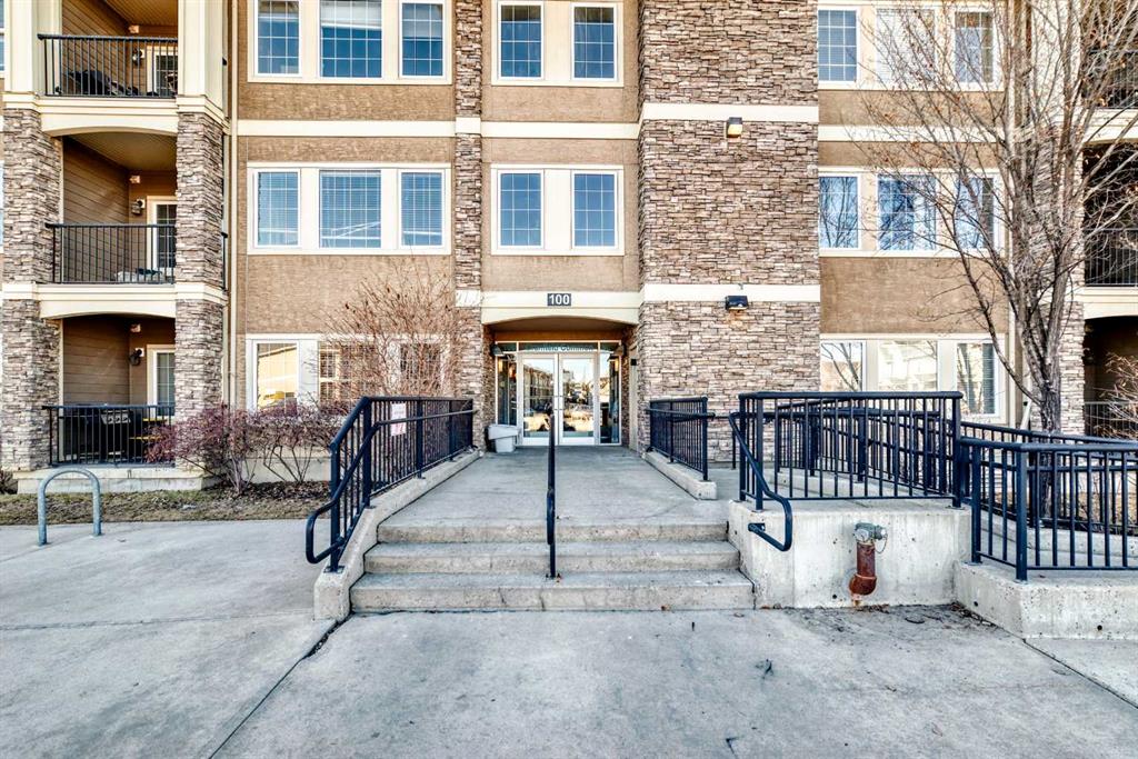 107, 100 Cranfield Common SE, A2325868, Alberta,