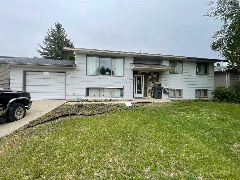 1020 1 Street W, A2325877, Saskatchewan,