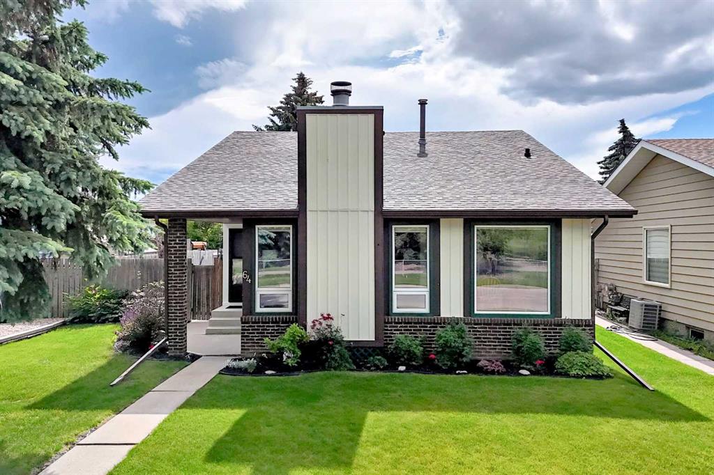 64 Cornett Drive , A2325949, Alberta,
