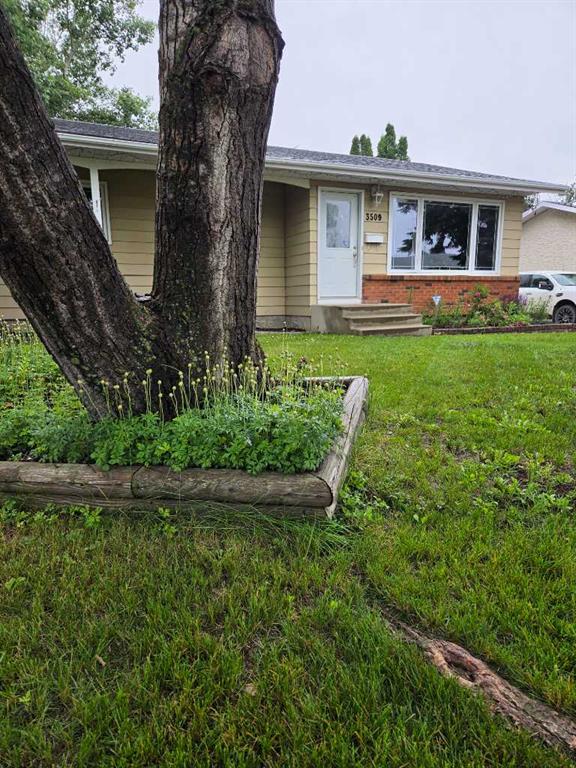 Third View of 3509 47 Avenue , NONE, Lloydminster, Saskatchewan, T9V 1K9