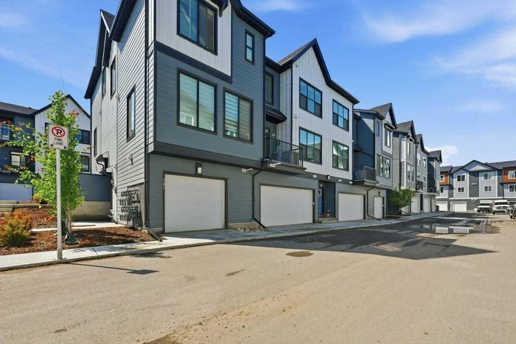 283, 380 Seton Villas SE, A2326073, Alberta,