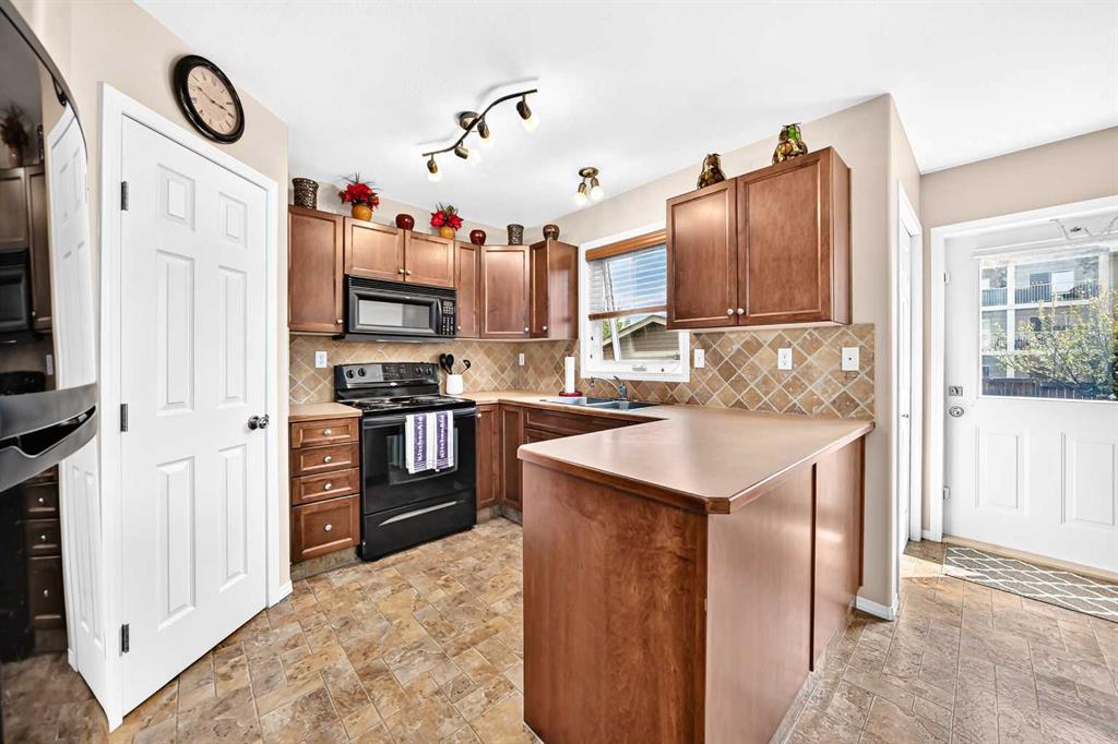 Fourth View of 79 Lawford Avenue , Lonsdale, Red Deer, Alberta, T4R 3N6