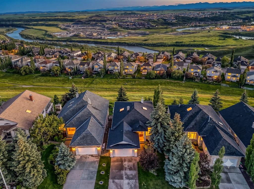 19 Gleneagles View , A2326207, Alberta,
