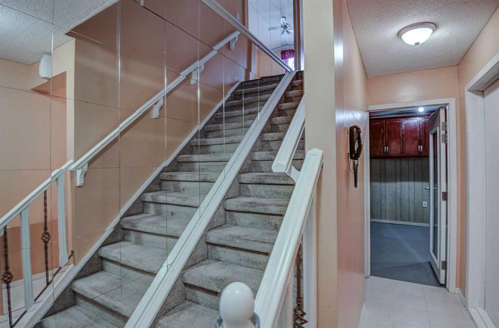 Fourth View of 56, 1055 72 Avenue NW, Huntington Hills, Calgary, Alberta, T2K 5S4