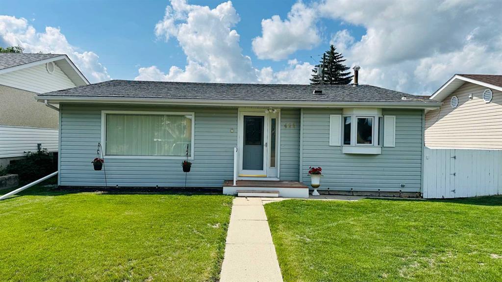Third View of 411 12 Street East  , Riverview Park, Drumheller, Alberta, T0J 0Y5