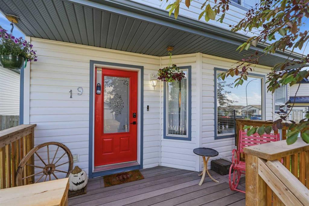 Fifth View of 19 Fenwood Close , Fox Run, Sylvan Lake, Alberta, T4S 2K4