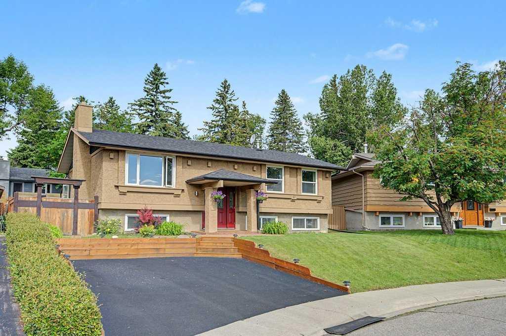 Main View of 623 Cantrell Place SW, Canyon Meadows, Calgary, Alberta, T2W 2E5